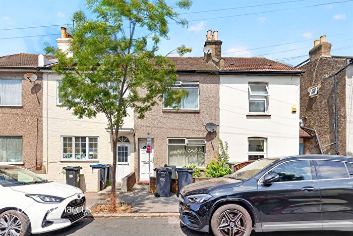 3 Bedroom Terraced House For Sale In Stanley Road, Croydon, CR0