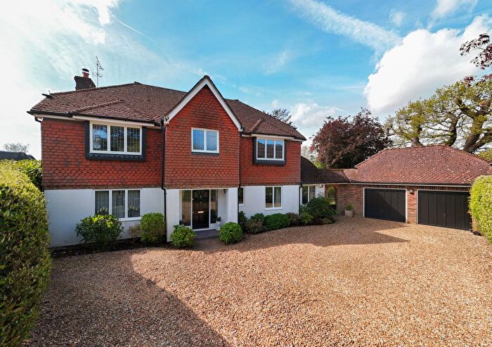 6 Bedroom Detached House For Sale In Park Hall Road, Reigate, RH2
