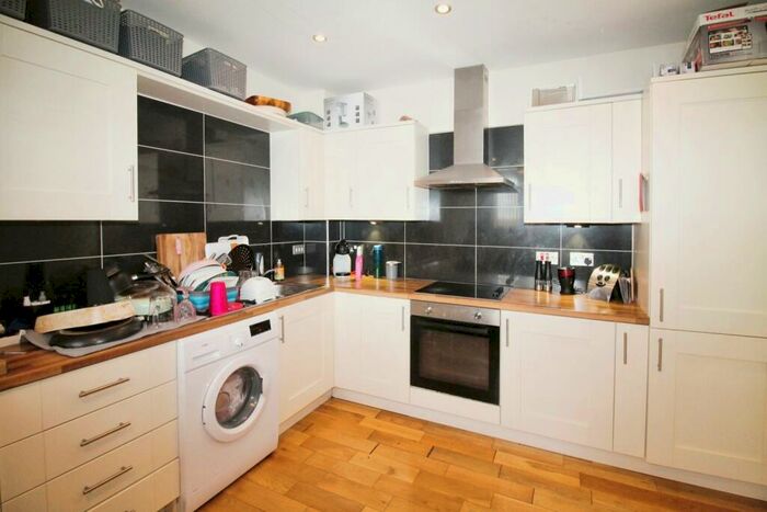 2 Bedroom Apartment To Rent In The Grange, Richardshaw Lane, Pudsey, LS28