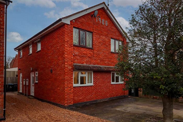 2 Bedroom Maisonette For Sale In Chapel Street, Bishops Itchington, Southam, CV47