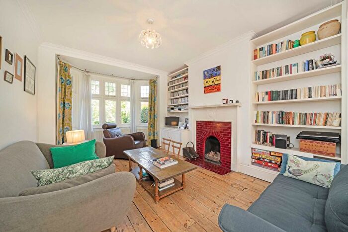 4 Bedroom Terraced House For Sale In Highlever Road, London, W10