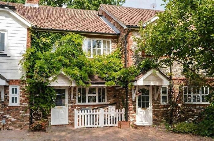 3 Bedroom Terraced House For Sale In Coniscliffe Close, Chislehurst, BR7