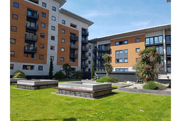 2 Bedroom Flat To Rent In Fishguard Way, London, E16