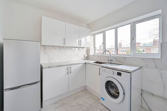 1 Bedroom Flat To Rent In Forest Grove, Dalston, London, E8
