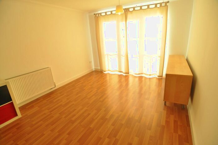 2 Bedroom Apartment To Rent In The Views, Staincross, S75