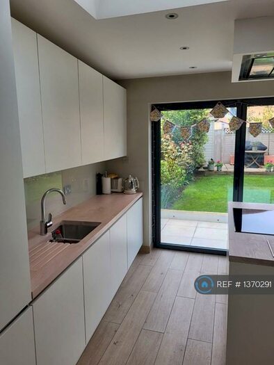 3 Bedroom Terraced House To Rent In Heaton Road, Mitcham, CR4