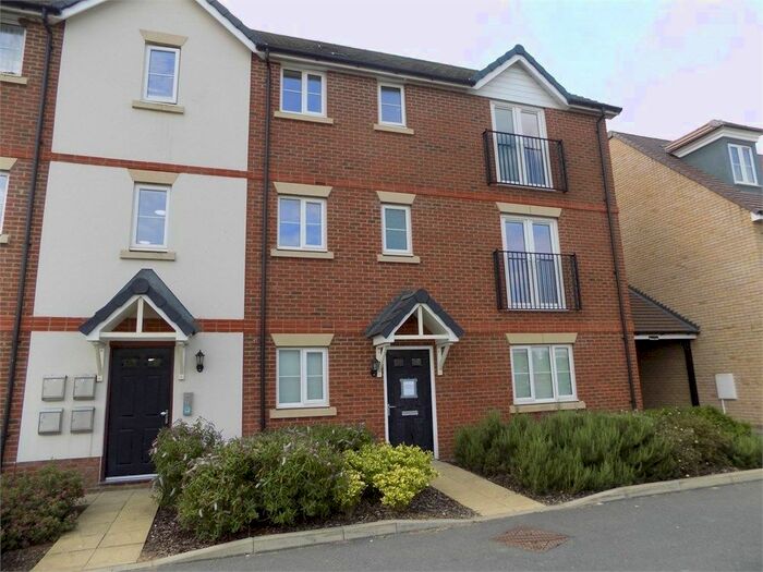 2 Bedroom Flat To Rent In Antigua Way, Newton Leys, Bletchley, Milton Keynes, MK3