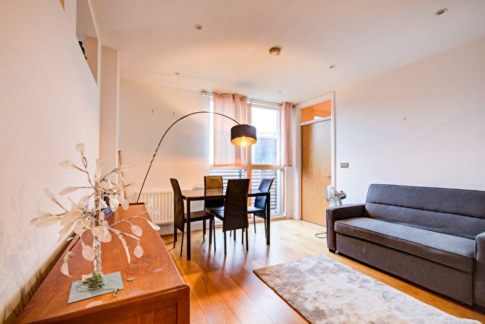 1 Bedroom Flat To Rent In Barry Blandford Way, London, E3