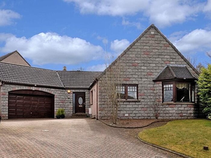 4 Bedroom Detached House To Rent In Migvie Grove, Kingswells, AB15