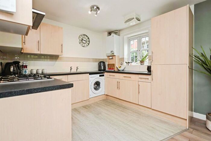 2 Bedroom Flat For Sale In Harborne Park Road, Birmingham, B17