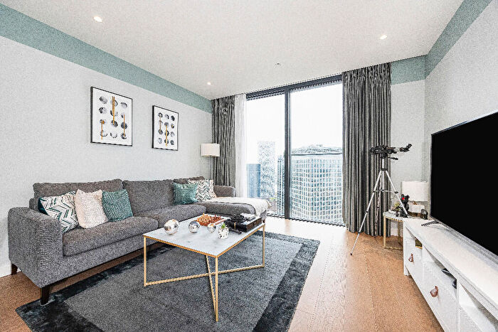 1 Bedroom Flat For Sale In Marsh Wall, London, E14