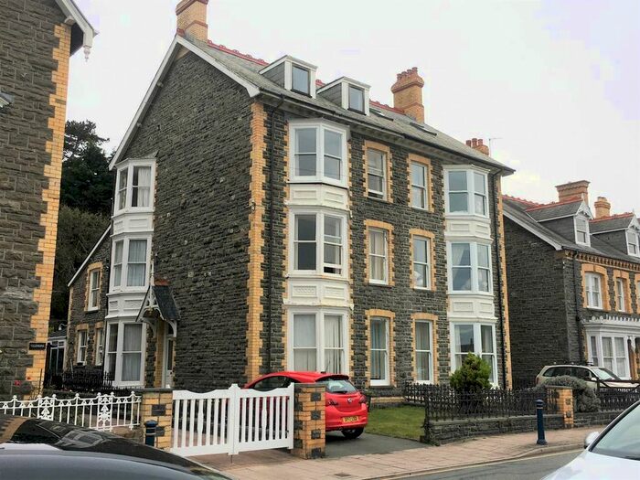 2 Bedroom Property To Rent In North Road, Aberystwyth, SY23