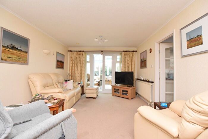 2 Bedroom Semi-Detached Bungalow For Sale In Aspen Close, St. Marys Bay, Romney Marsh, TN29