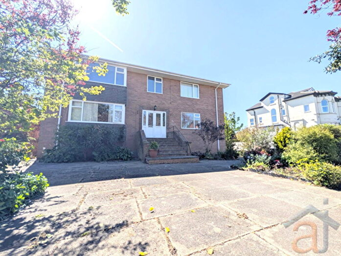 1 Bedroom Flat For Sale In Leyland Road, Southport, PR9