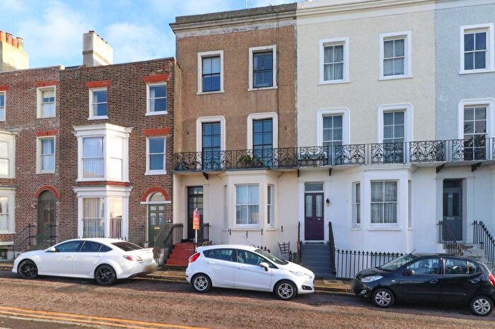 2 Bedroom Maisonette For Sale In Trinity Square, Margate, Kent, CT9