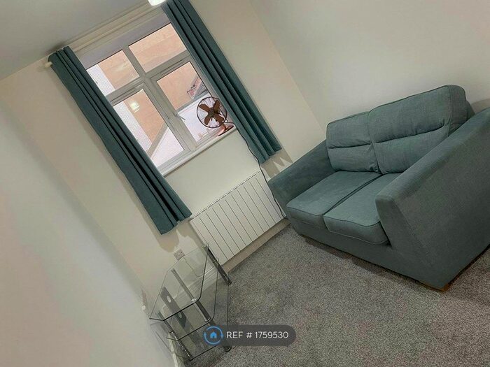 1 Bedroom Flat To Rent In Alexandra House, Middlesbrough, TS1