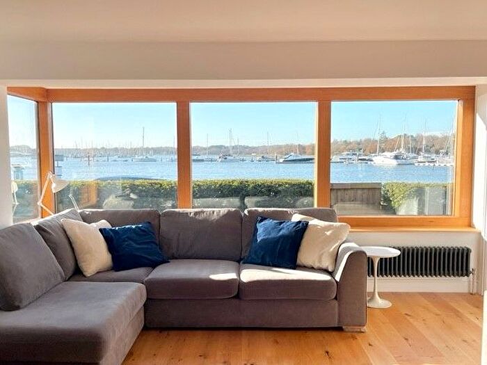 5 Bedroom Detached House For Sale In Swanwick Shore Road, Swanwick, Southampton, SO31