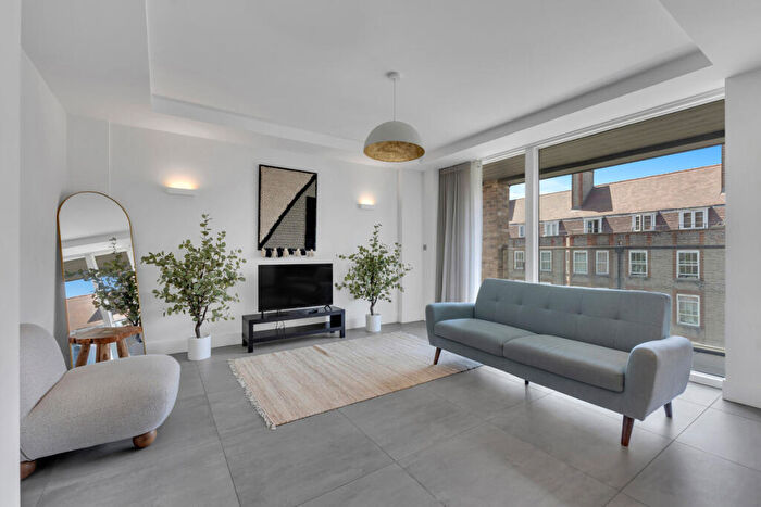 3 Bedroom Flat For Sale In Cliff Villas, Camden, NW1