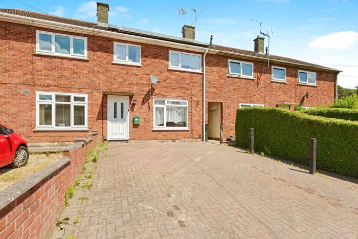 4 Bedroom Terraced House For Sale In Twickenham Road, Leicester, LE2