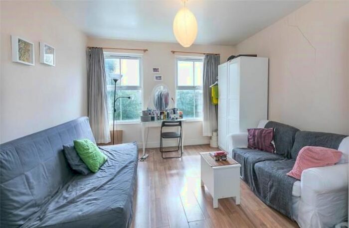 2 Bedroom Property To Rent In Barlby Road, London, W10