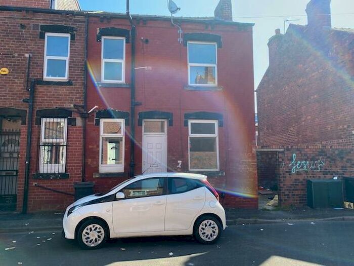 1 Bedroom Terraced House To Rent In Shafton Street, Leeds, West Yorkshire, LS11