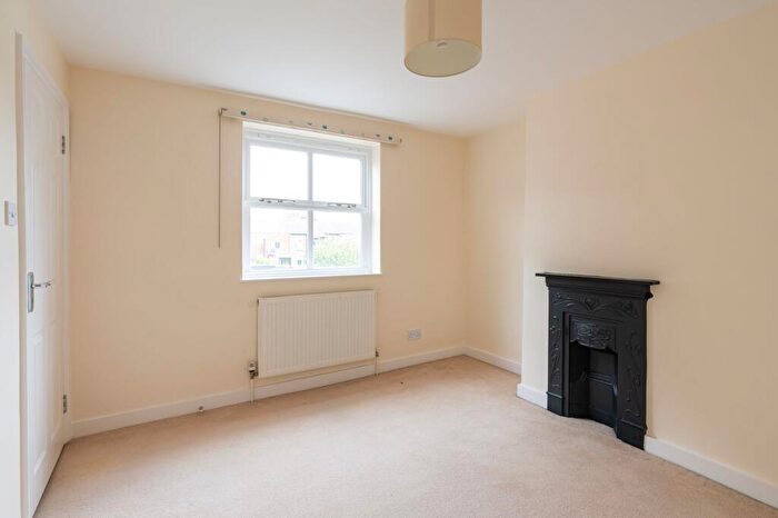 3 Bedroom Terraced House For Sale In Henley Street, Oxford, OX4
