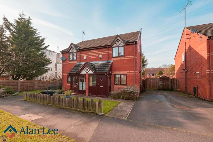 2 Bedroom Semi-Detached House For Sale In Kennedy Avenue, Macclesfield, Cheshire, SK10