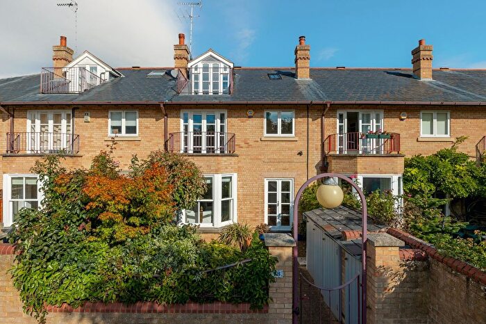 4 Bedroom Terraced House For Sale In Saxon Street, Cambridge, Cambridgeshire, CB2