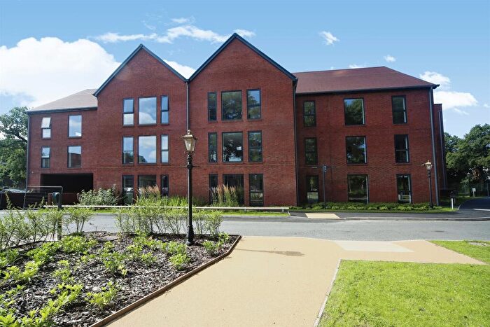 3 Bedroom Apartment For Sale In Alfred Place, Blossomfield Road, Solihull, B91