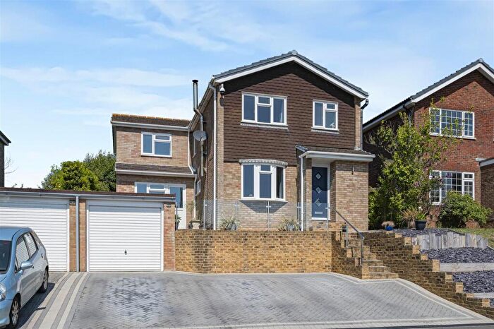 4 Bedroom Detached House For Sale In Clementine Avenue, Seaford, BN25
