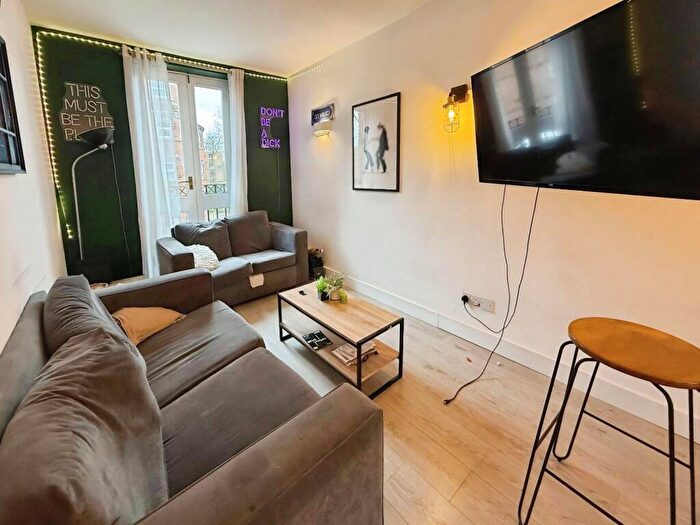 1 Bedroom House To Rent In Victoria Road, Fallowfield, Manchester, Greater Manchester, M14