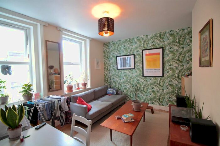 1 Bedroom Flat To Rent In Brighton Terrace, London, SW9