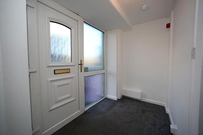 2 Bedroom Apartment To Rent In Redwing Crescent, Huddersfield, HD3