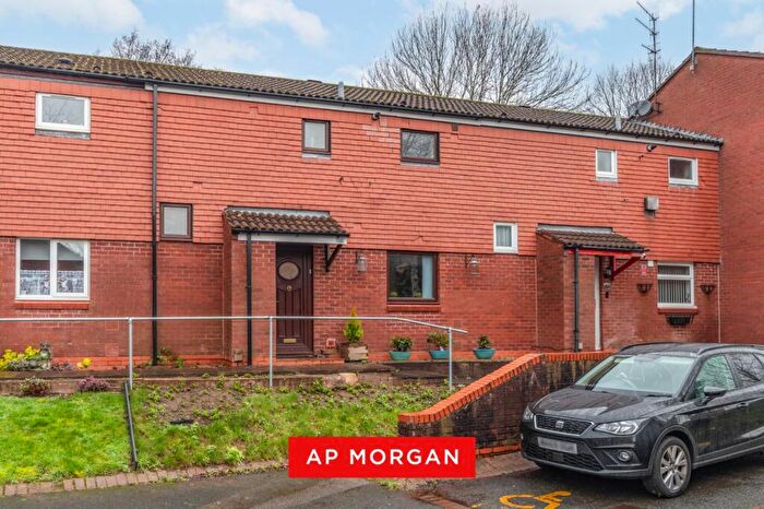 2 Bedroom Terraced House For Sale In Sandhurst Close, Church Hill North, Redditch, B98