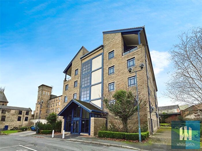 2 Bedroom Penthouse For Sale In Equilibrium, Lindley, Huddersfield, HD3