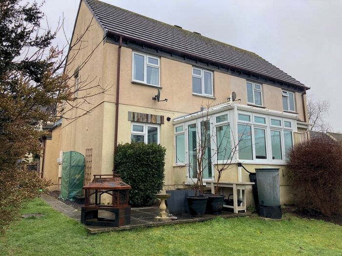 3 Bedroom Semi-Detached House To Rent In Eastern Avenue, Liskeard, PL14