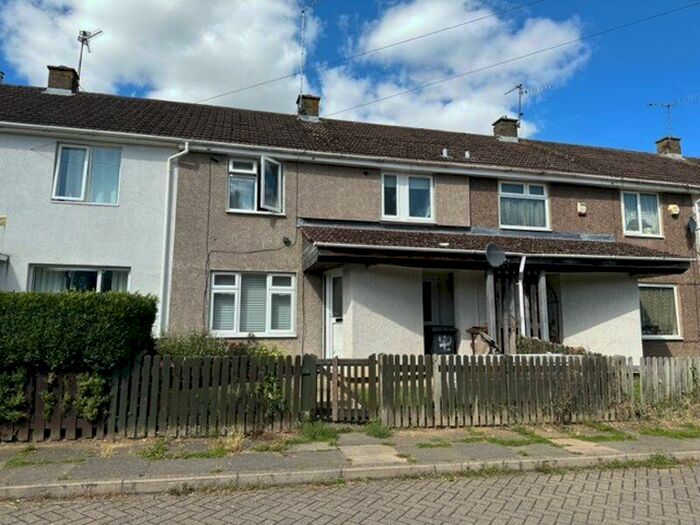 3 Bedroom Terraced House To Rent In Landseer Court, Corby, NN18