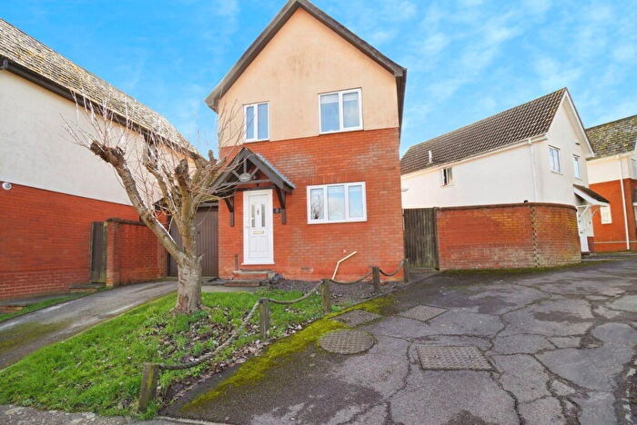 3 Bedroom Detached House For Sale In Rayner Way, Halstead, CO9