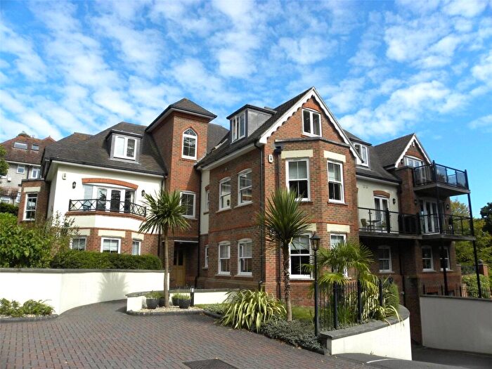 2 Bedroom Apartment For Sale In St Osmunds Road, Lower Parkstone, Poole, Dorset, BH14
