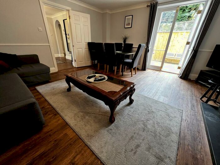 2 Bedroom Flat To Rent In Alma Road, Clifton, BS8