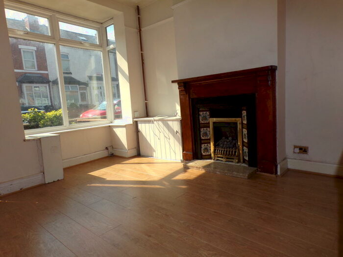 3 Bedroom House To Rent In Deakins Road, Yardley, B25