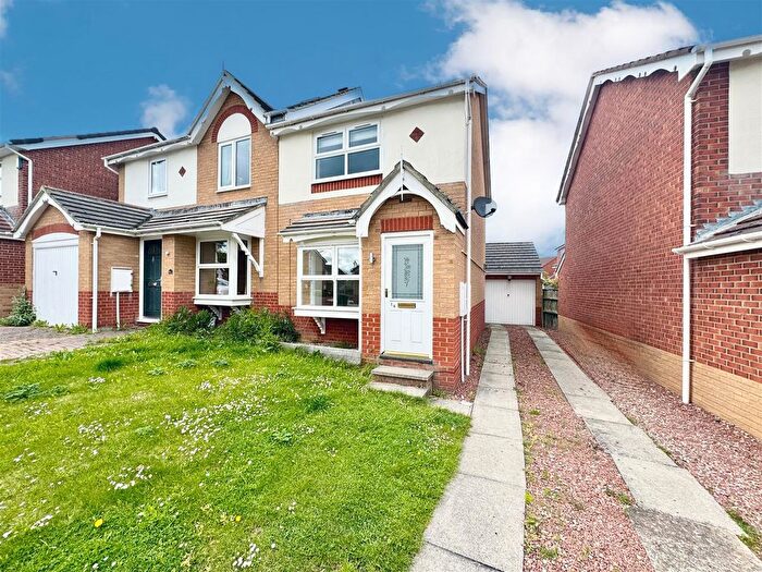 2 Bedroom Semi-Detached House To Rent In Cennon Grove, Ingleby Barwick, TS17