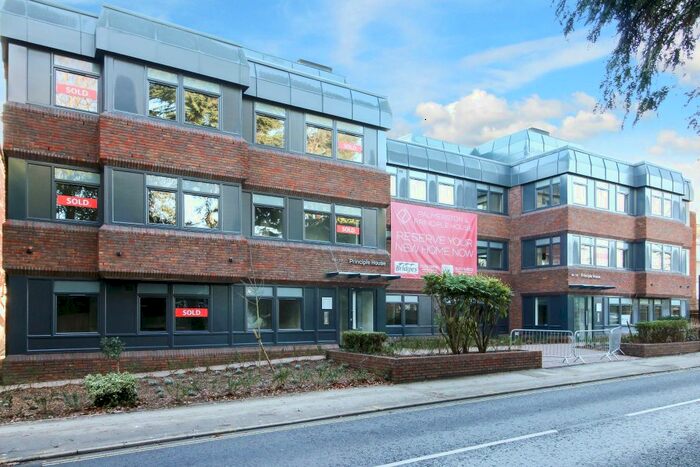 2 Bedroom Flat To Rent In Fleet Road, Fleet, GU51