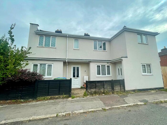 2 Bedroom Maisonette To Rent In Wolseley Road, Freemantle, SO15