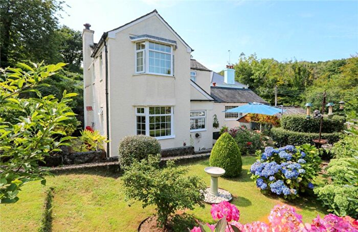 2 Bedroom Detached House For Sale In Yelverton, Devon, PL20