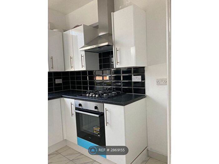 2 Bedroom Semi Detached House To Rent In Cookson Road, Sheffield, S5