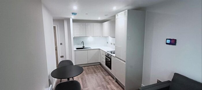 1 Bedroom Flat To Rent In Aquitania West Waterloo Place, Triskelion Way, Liverpool, L3