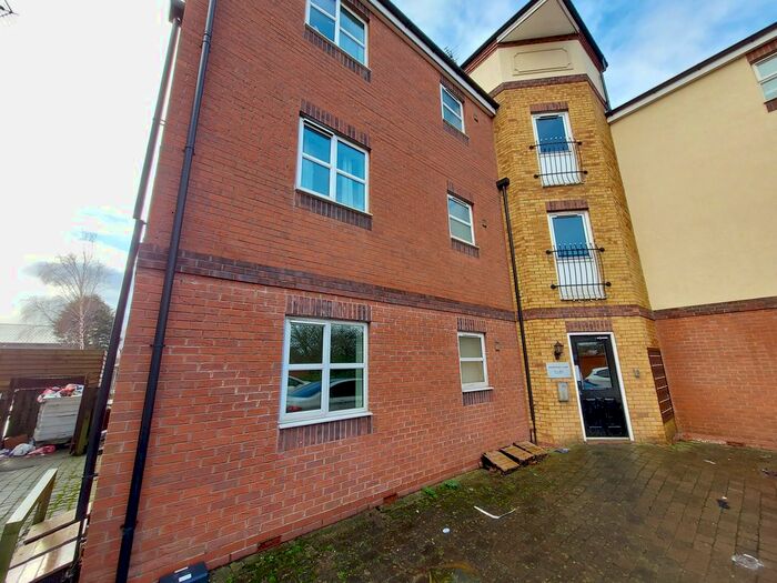 2 Bedroom Property To Rent In Manor House Close, Delves, Walsall, WS1
