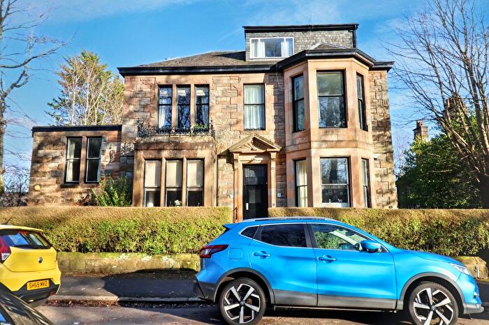 1 Bedroom Flat For Sale In Carriagehill Drive, Paisley, Renfrewshire, PA2