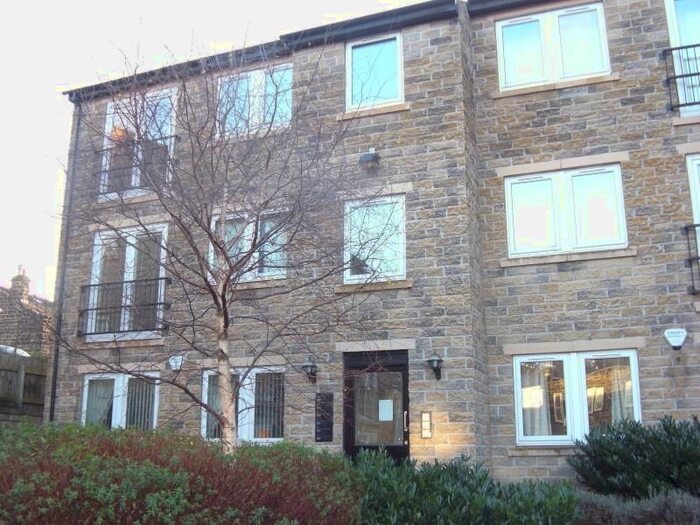 2 Bedroom Flat To Rent In Town Square, Horsforth, Leeds, LS18